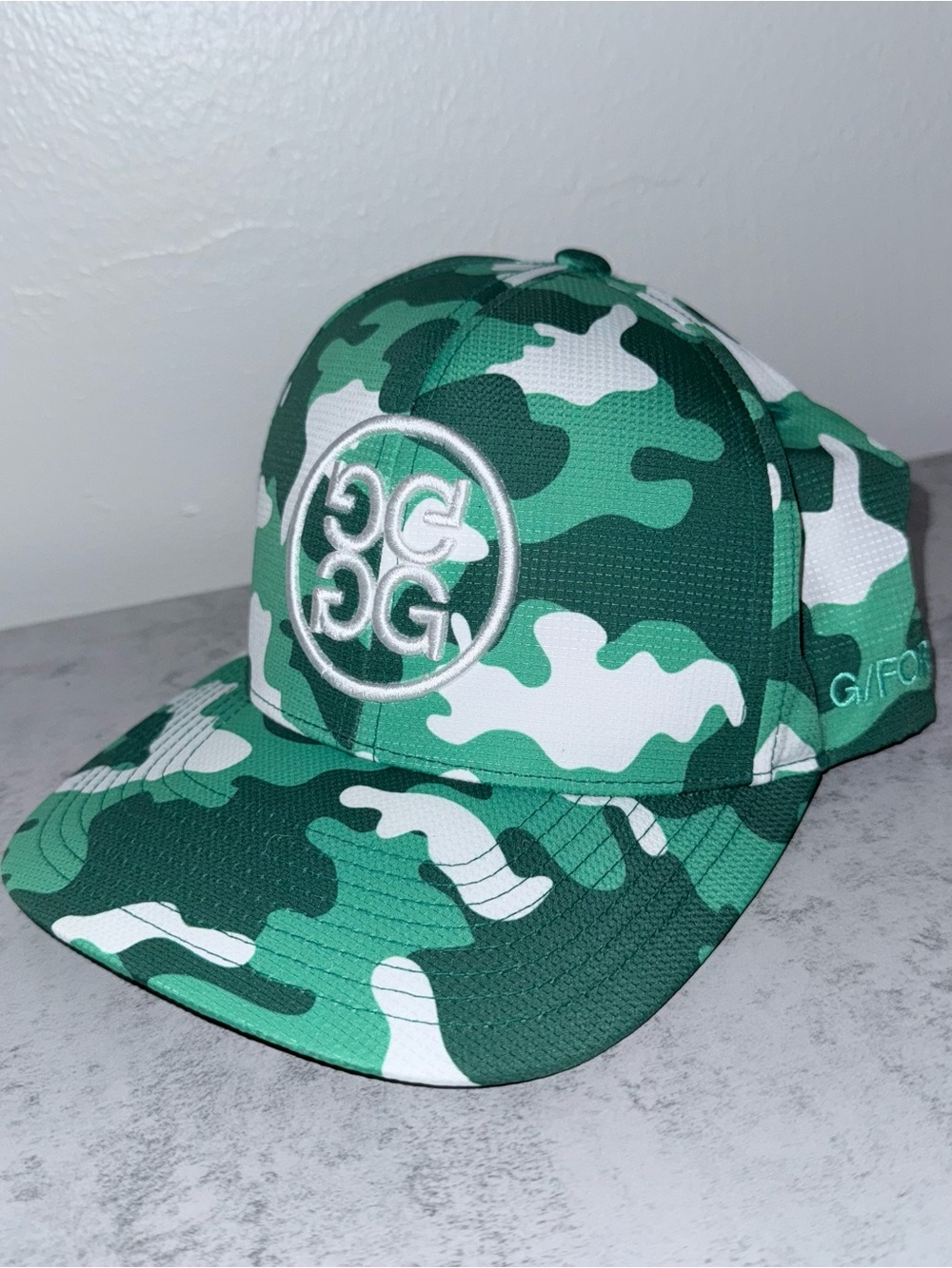 G/FORE Circle G’s Green & White Camo Golf Snapback Hat